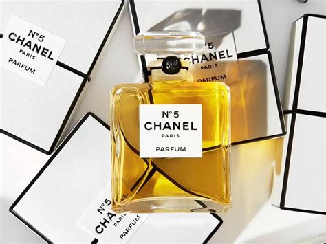 chanel número 5 a que huele